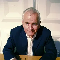 Ian Holm